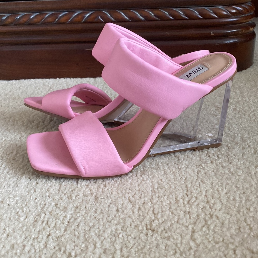 Steve Madden pink heeled sandals - Picture 1 of 6